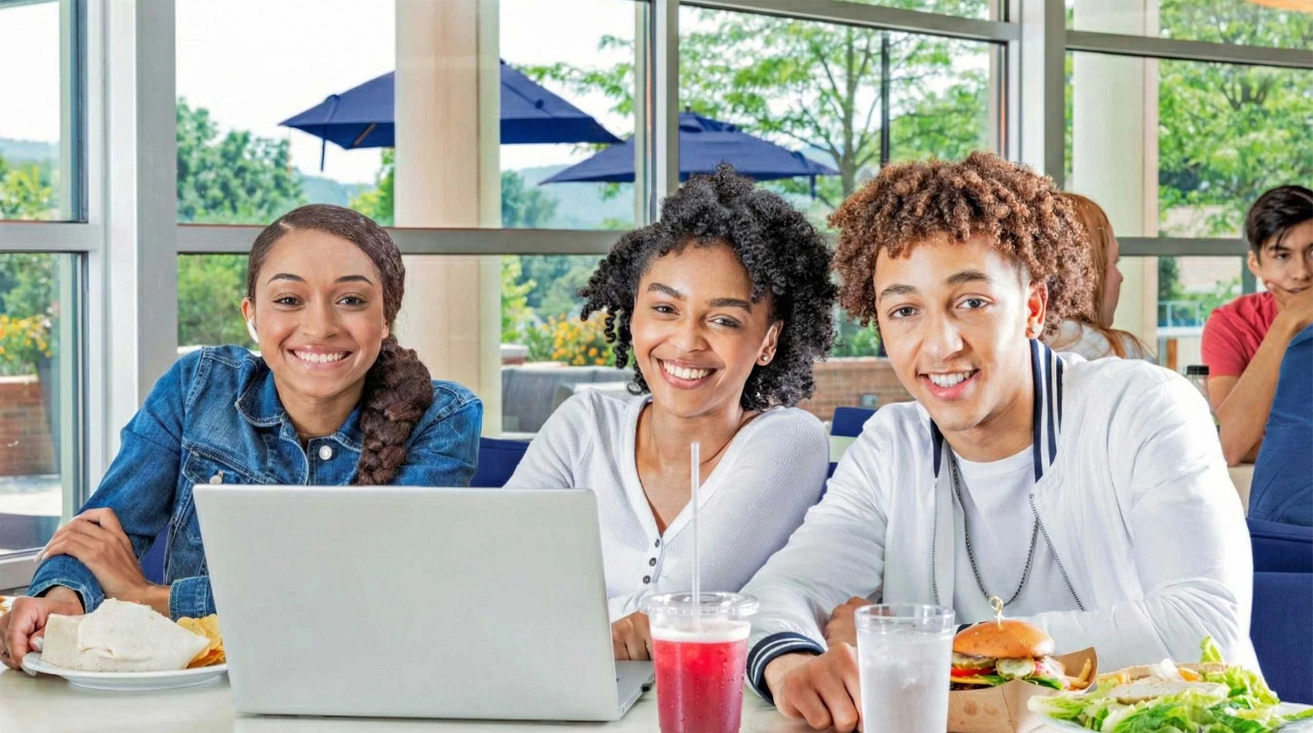 Runway Café dining location